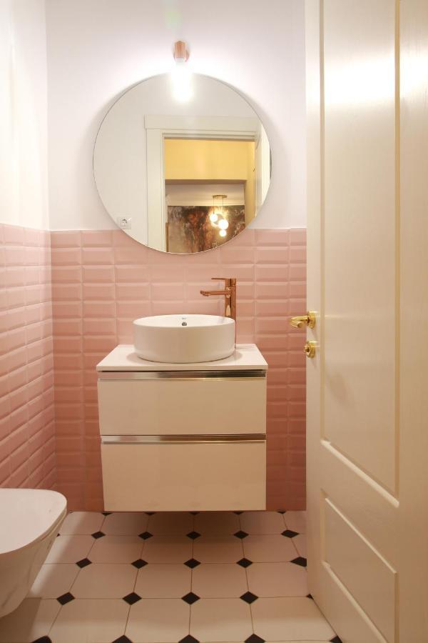 Premium Central Apartment Brasov Exterior photo